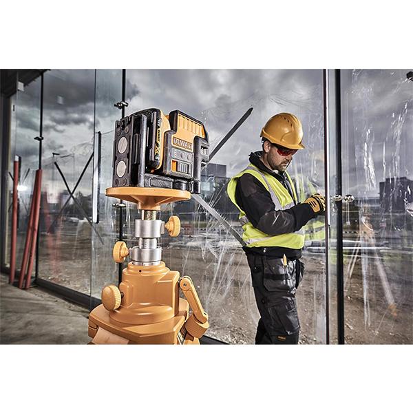 Dewalt DCE0825D1R LI-ION